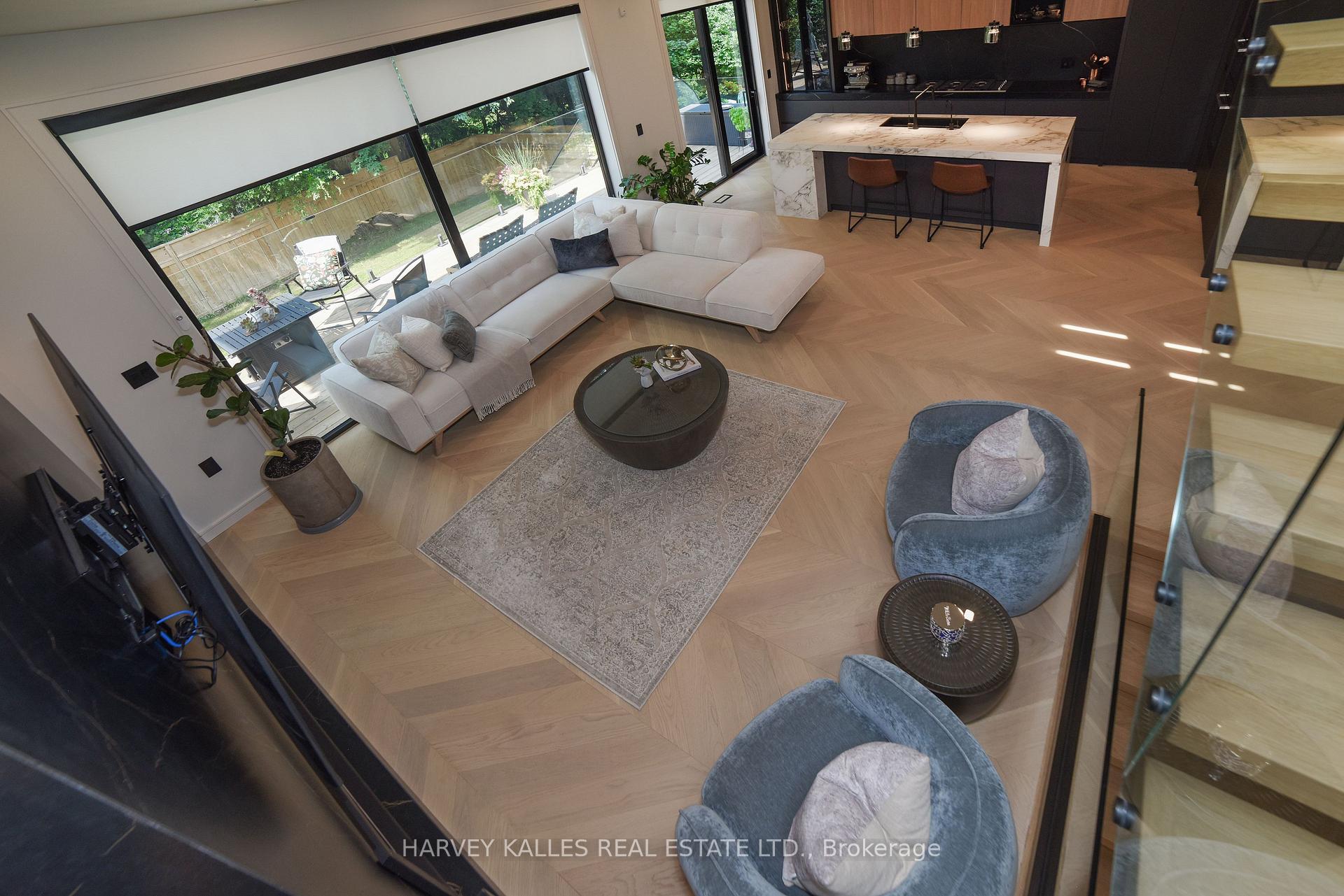 110 Mona Drive, Toronto