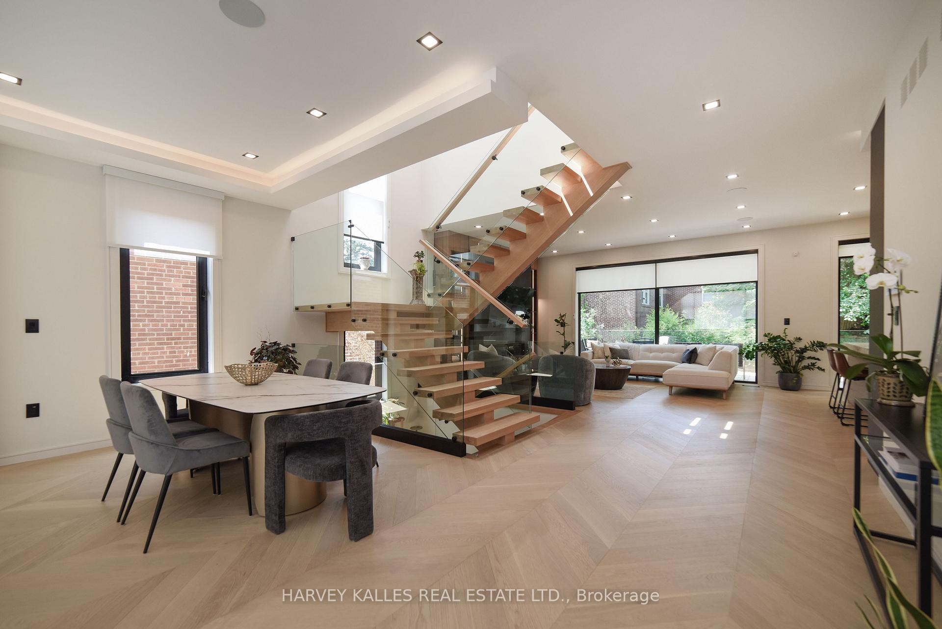 110 Mona Drive, Toronto