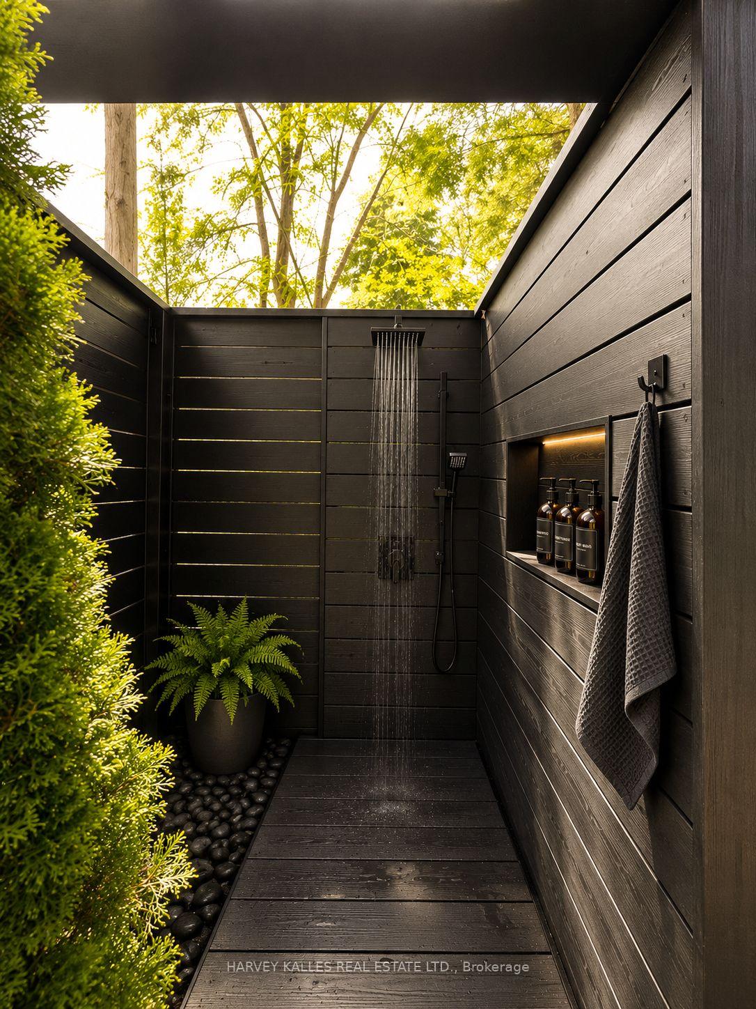 363 Bedford Park Avenue, Toronto