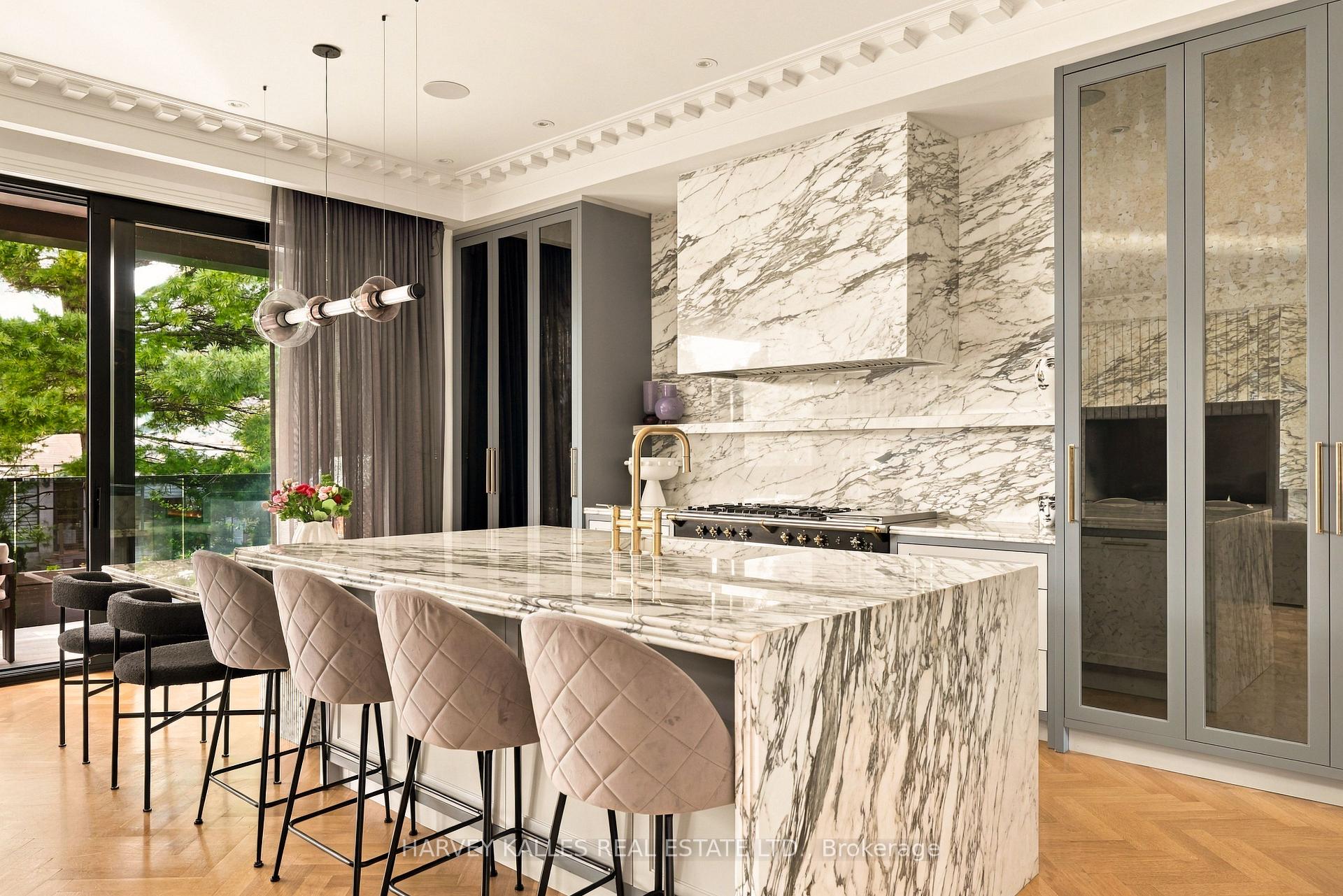 363 Bedford Park Avenue, Toronto