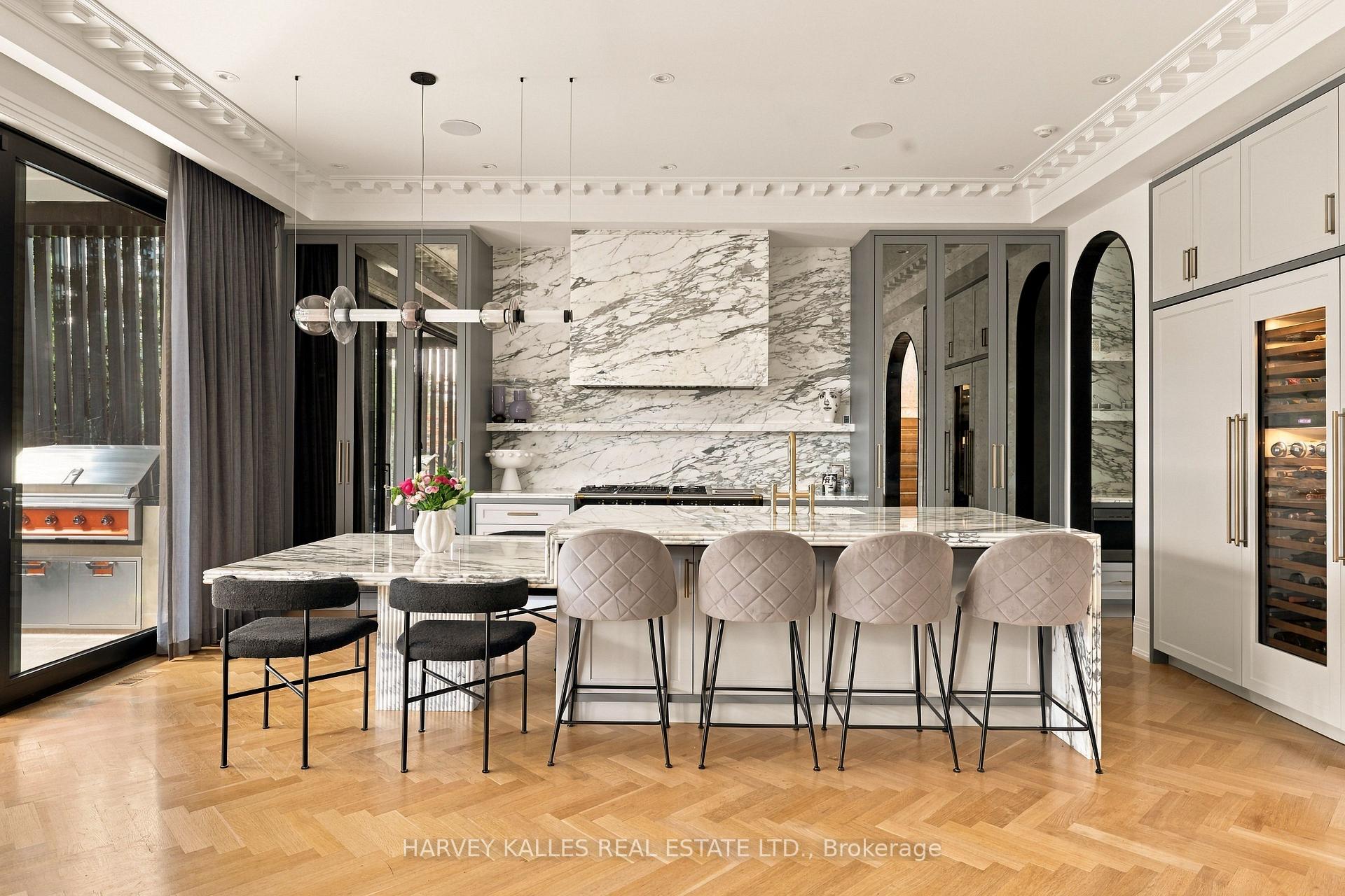 363 Bedford Park Avenue, Toronto