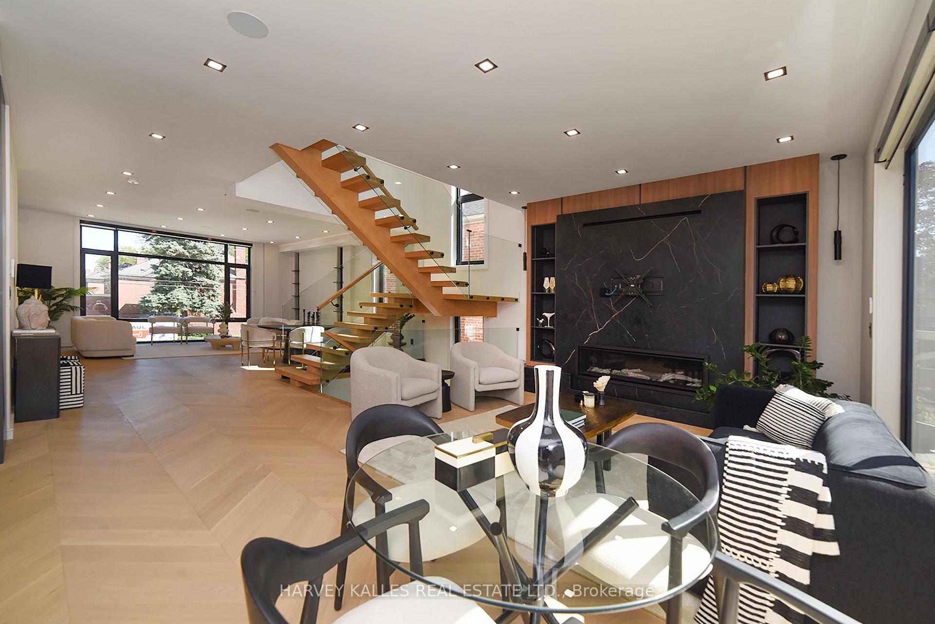 110 Mona Drive, Toronto