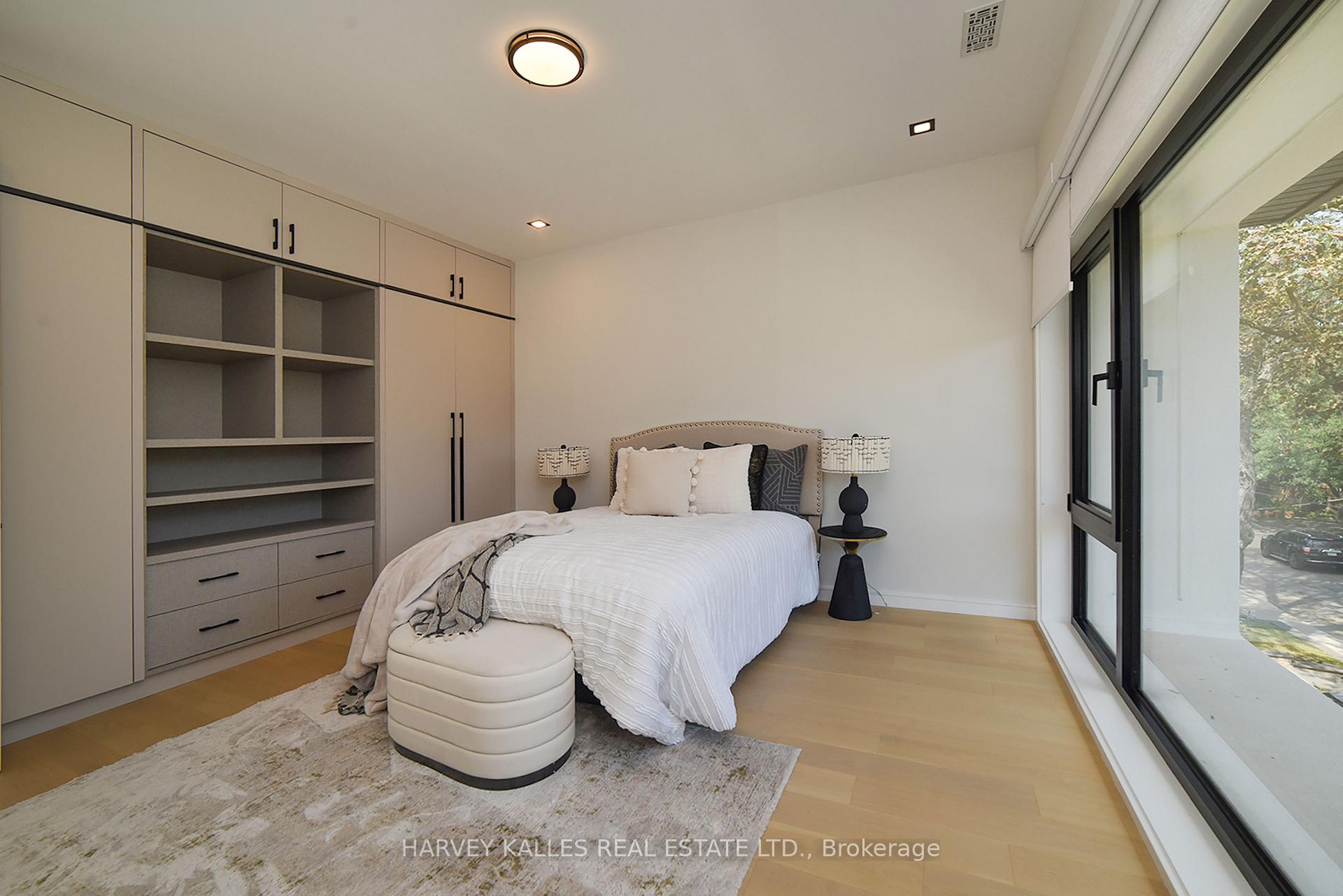 110 Mona Drive, Toronto