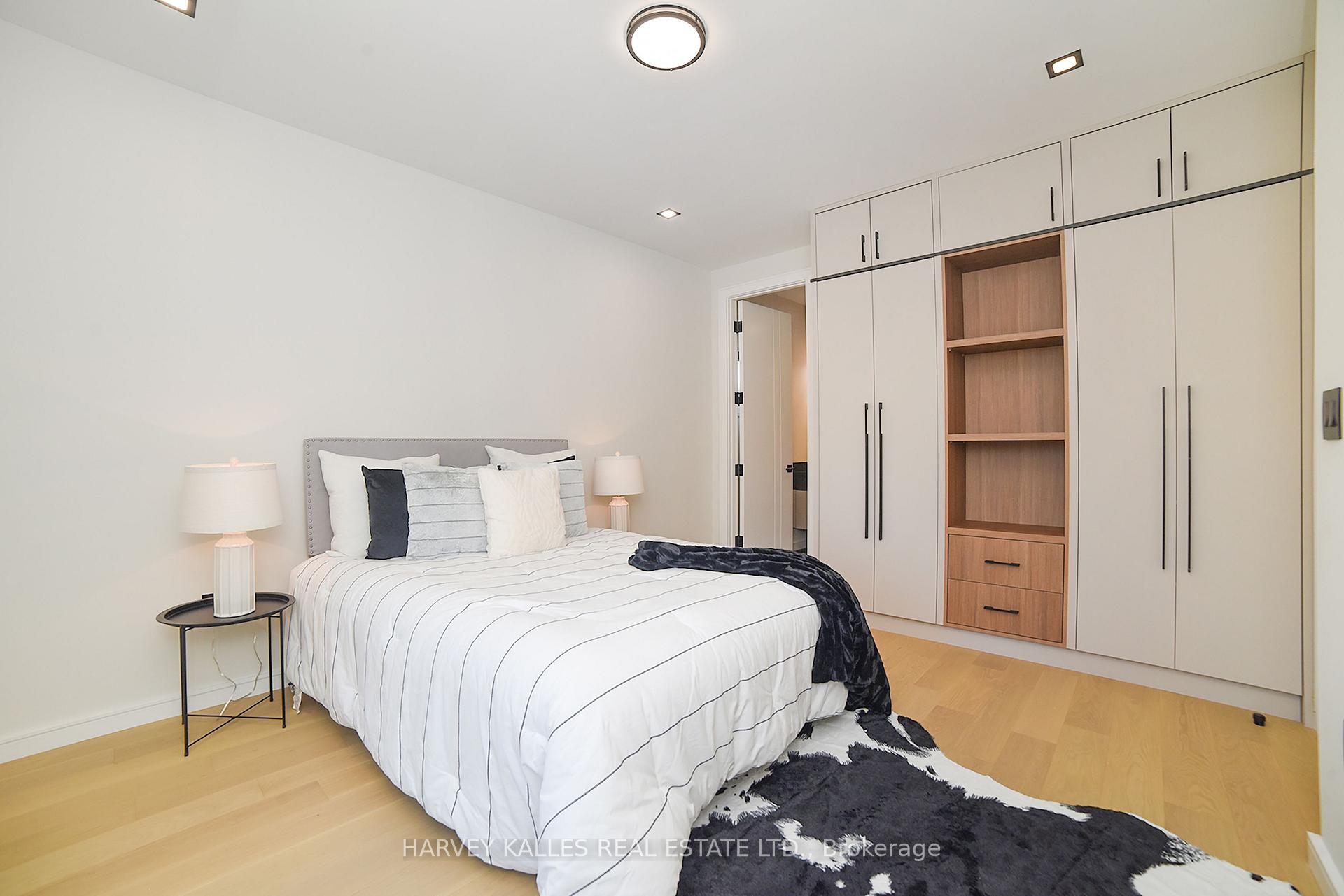 110 Mona Drive, Toronto