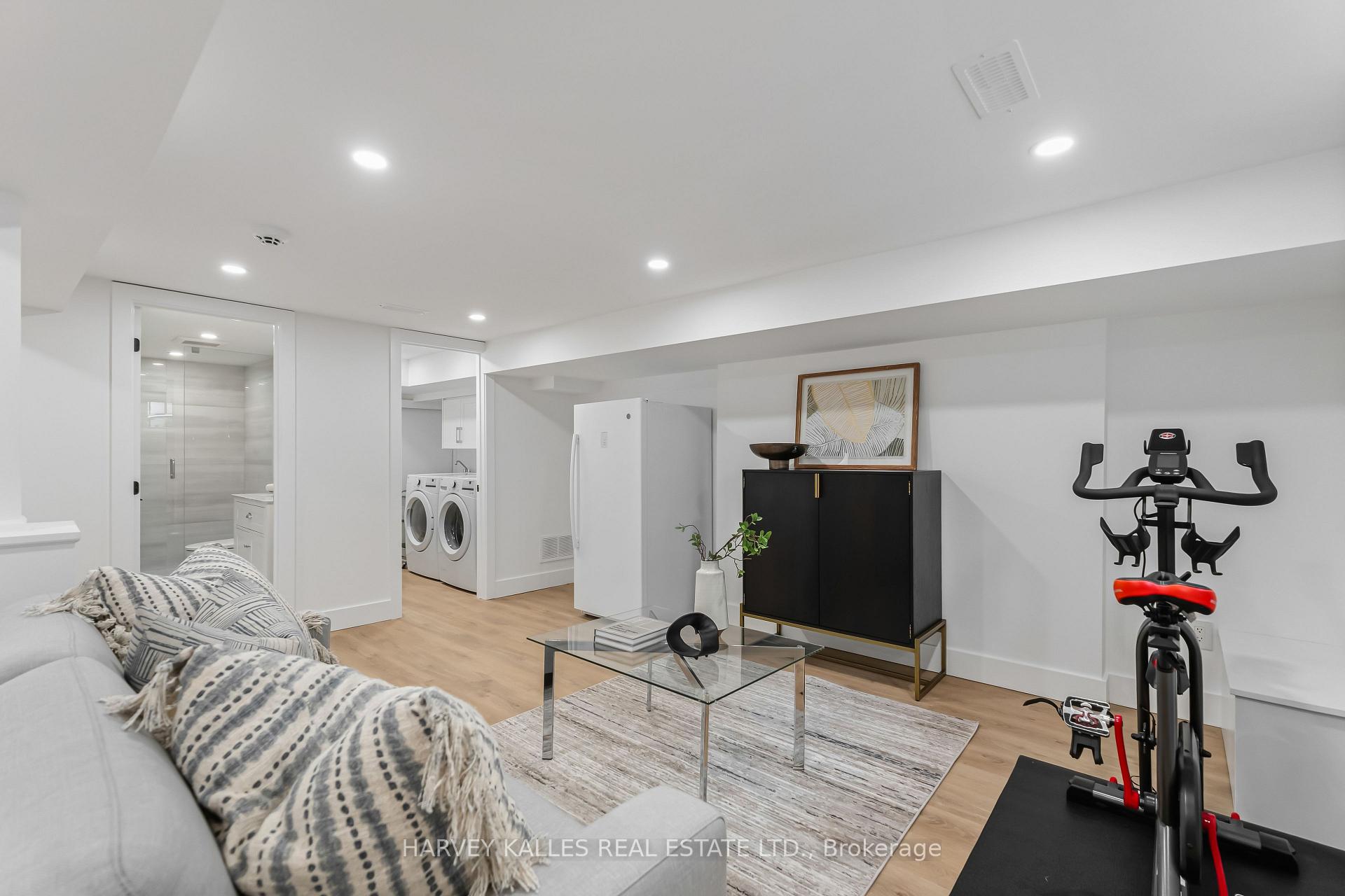 56 Glengarry Avenue, Toronto