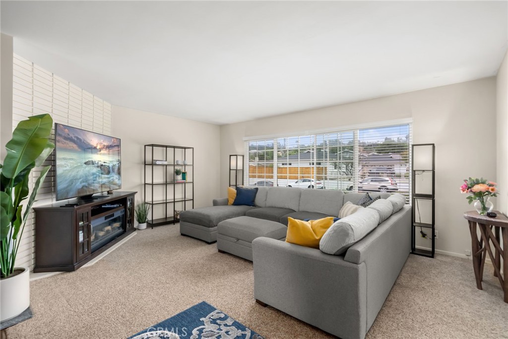 340 Capella Avenue