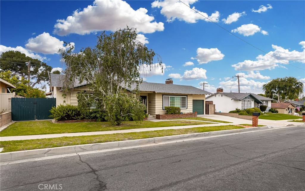 340 Capella Avenue