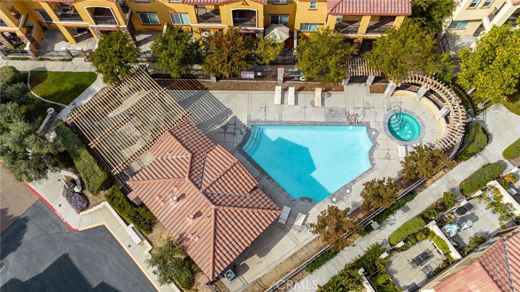 8025 City View Place