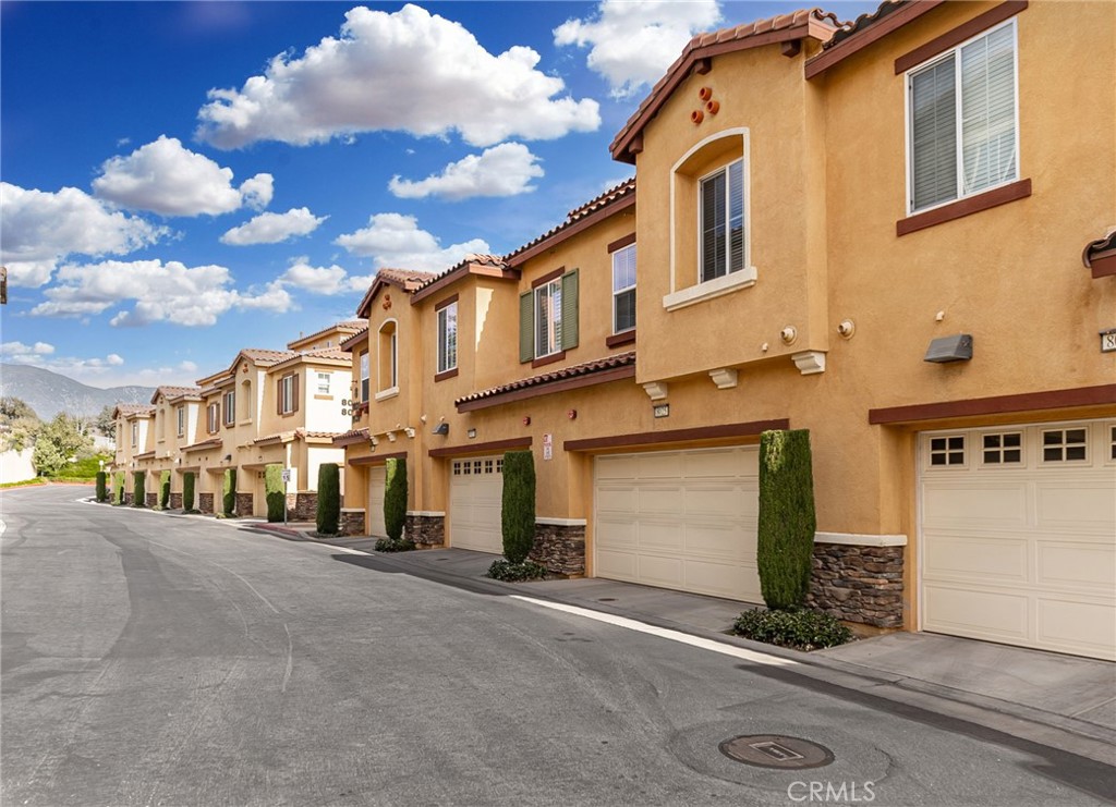 8025 City View Place