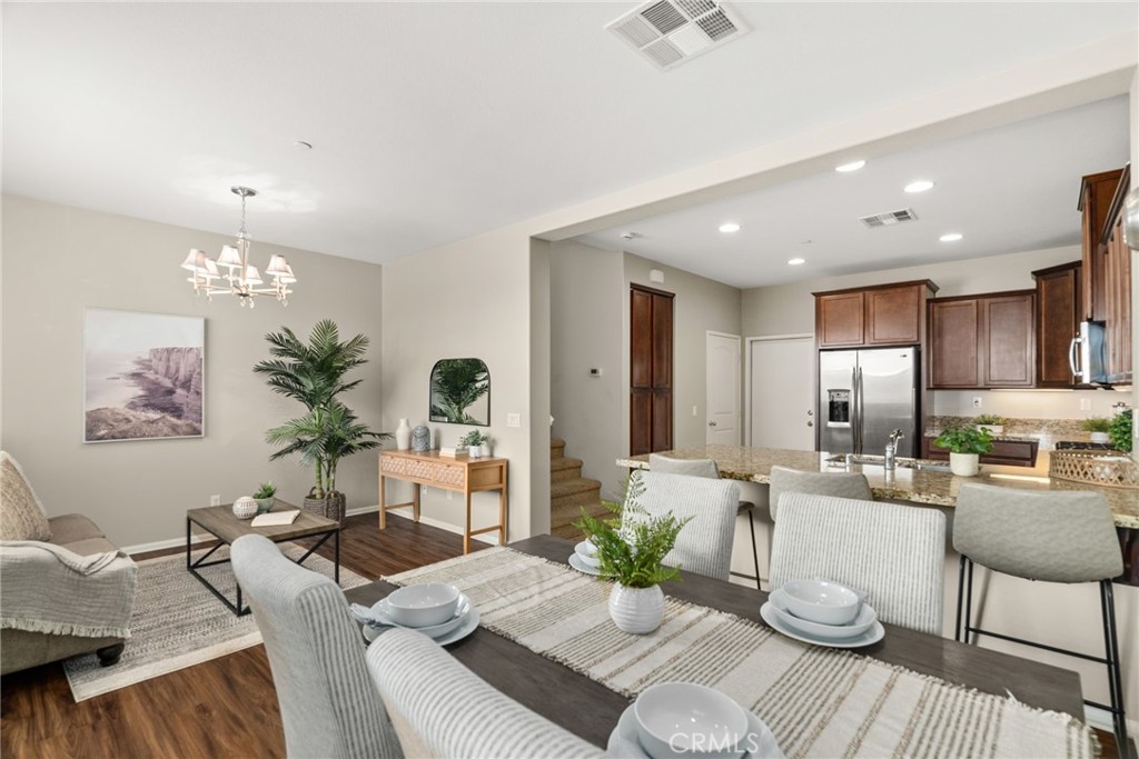 8025 City View Place