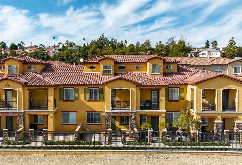 8025 City View Place
