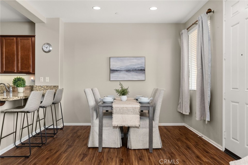 8025 City View Place