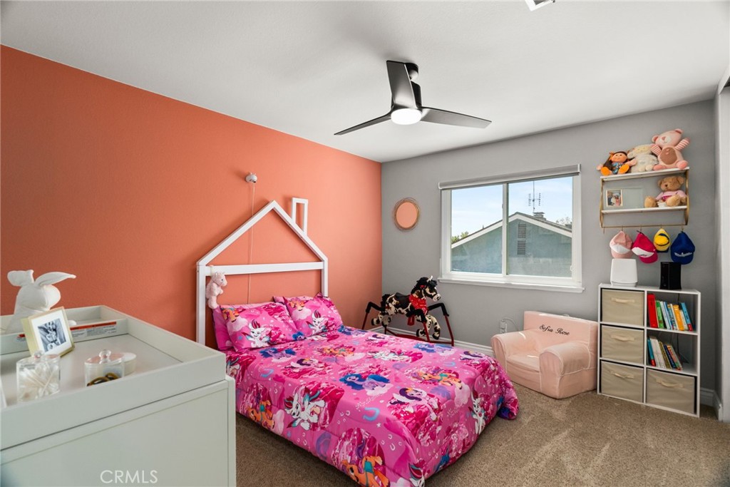 452 E Avalon Court