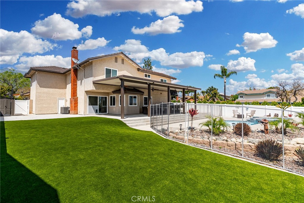 452 E Avalon Court