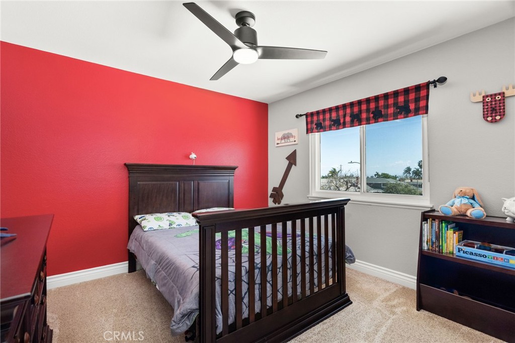 452 E Avalon Court