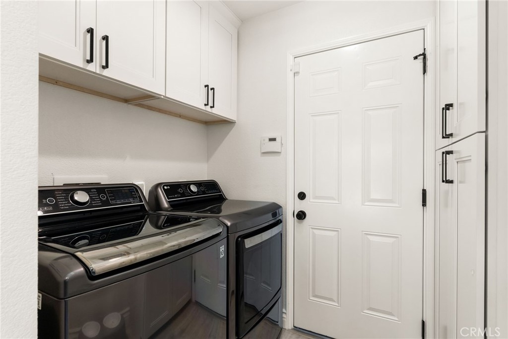 452 E Avalon Court