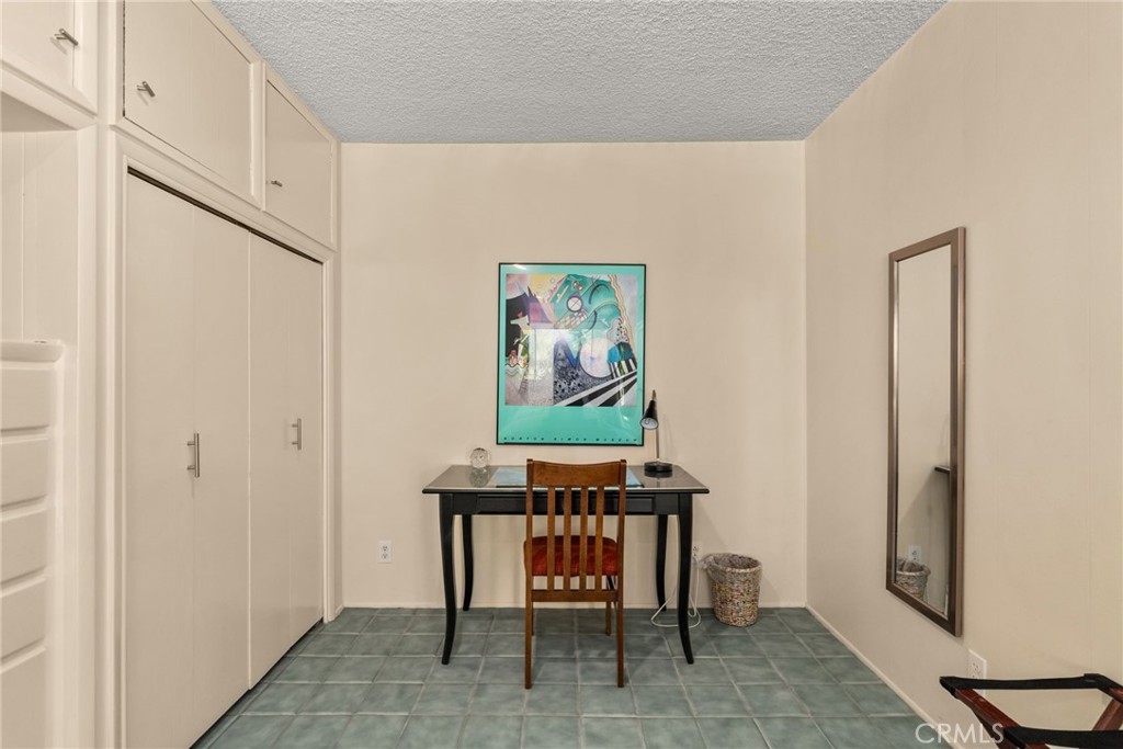 857 Ridgeside Drive