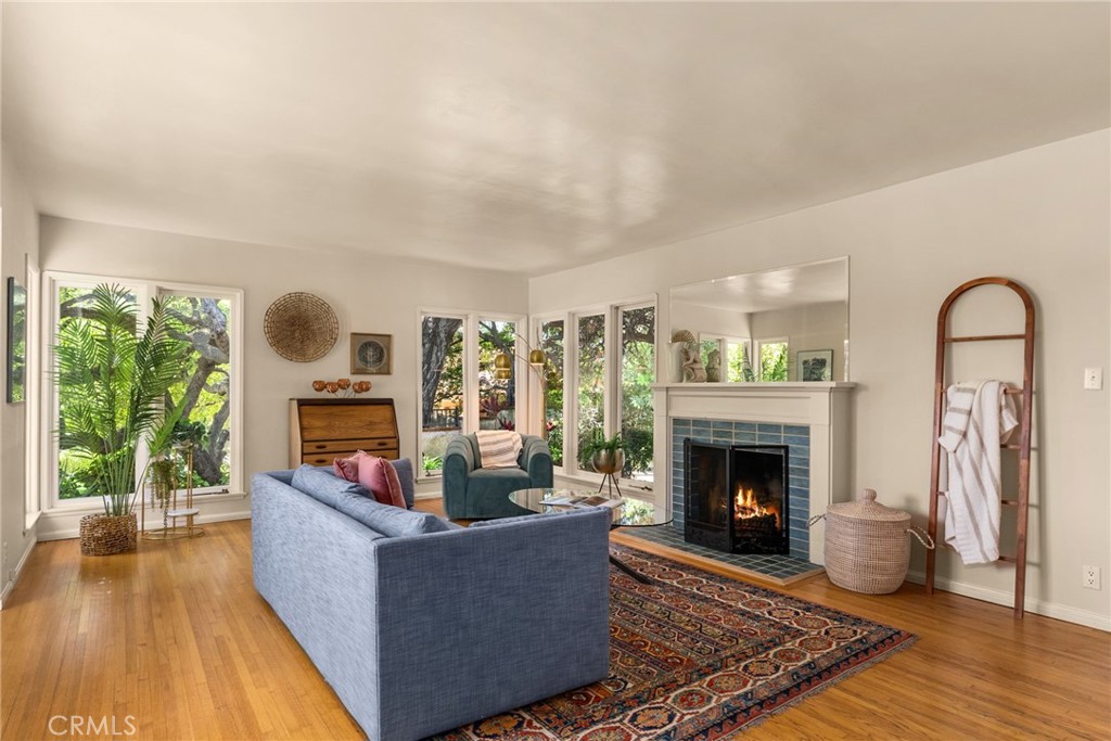 857 Ridgeside Drive