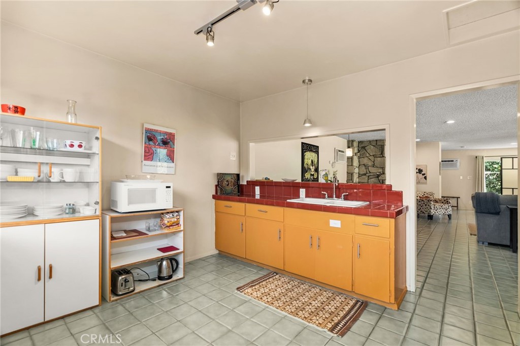 857 Ridgeside Drive