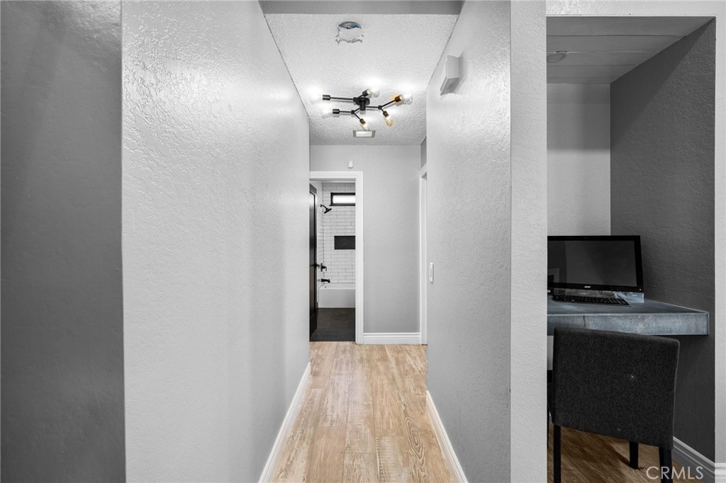 6537 Aquamarine Avenue