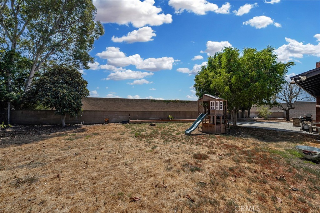 6537 Aquamarine Avenue