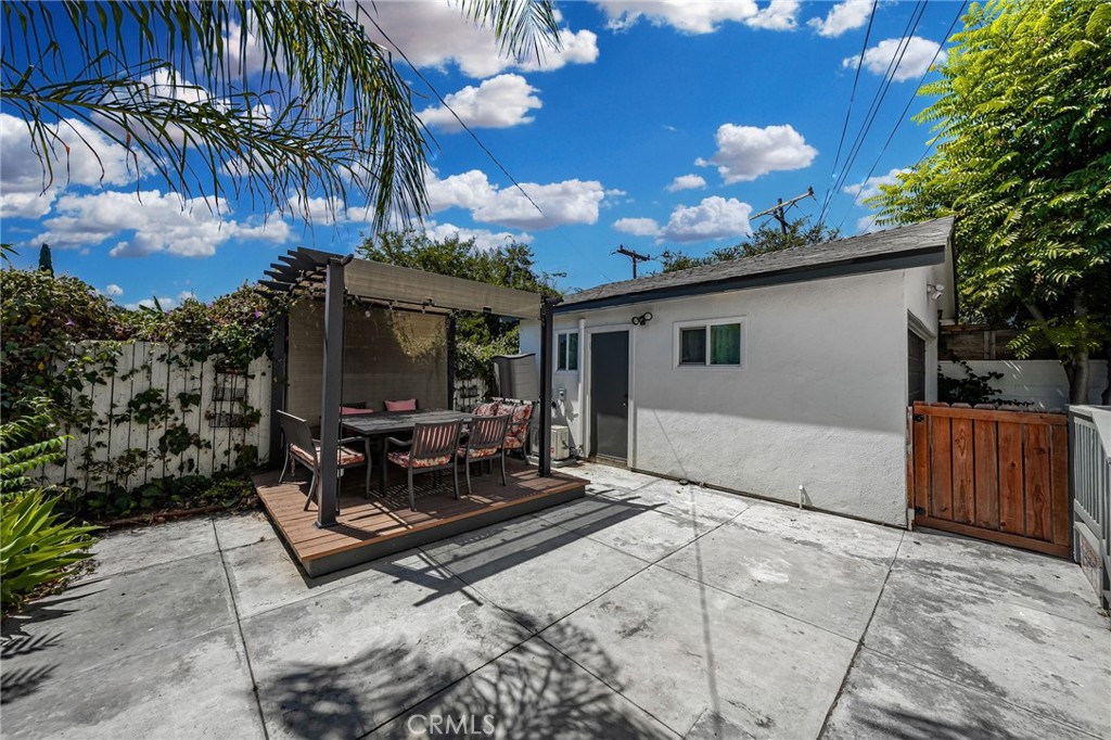114 E Woodbury Road