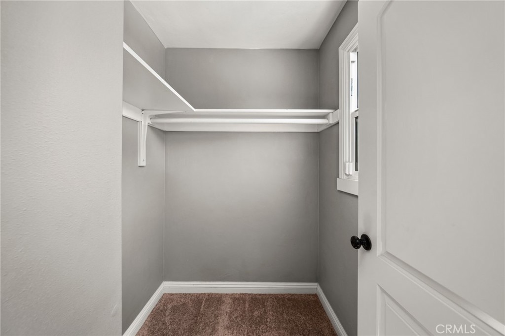 114 E Woodbury Road