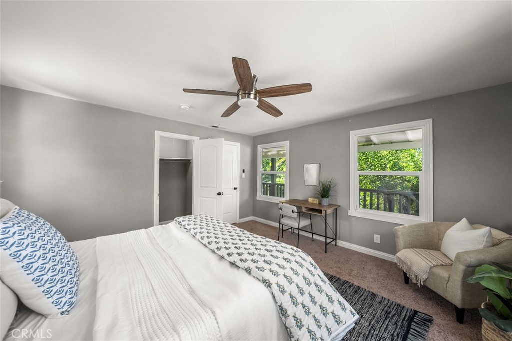 114 E Woodbury Road