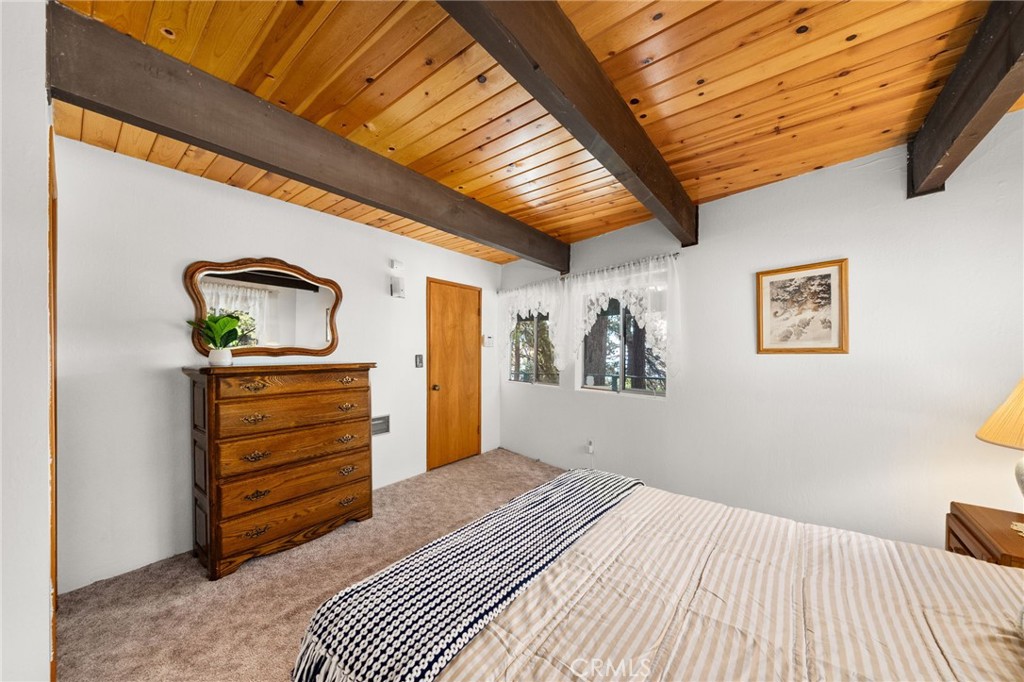 30976 Valley Oak Drive