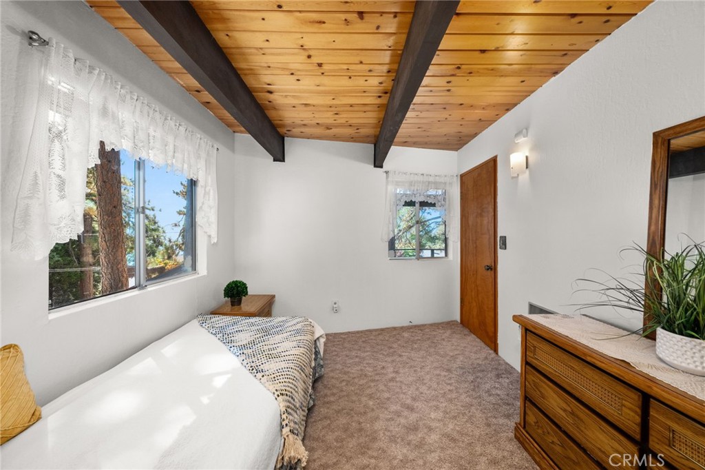 30976 Valley Oak Drive