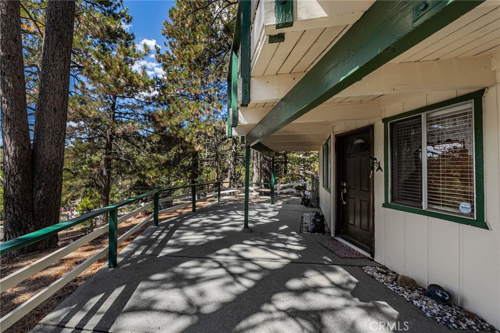 30976 Valley Oak Drive