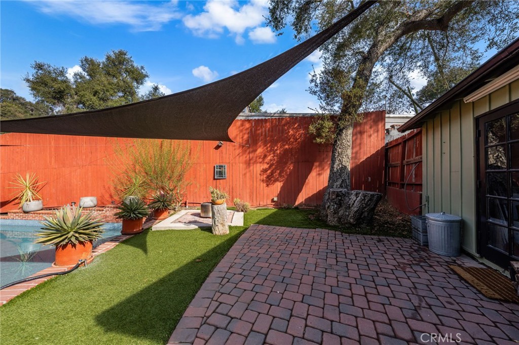 1184 Carbon Canyon Road