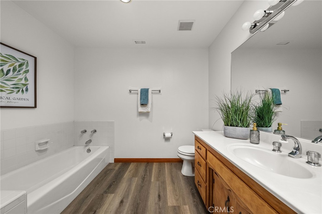 2365 N San Antonio Avenue