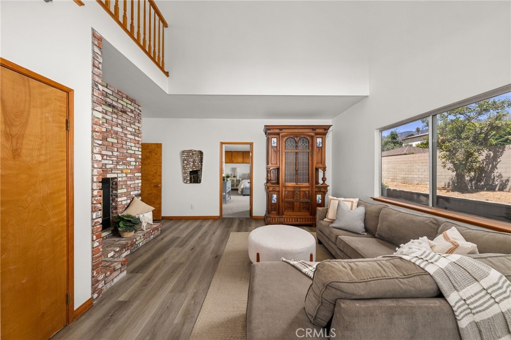 2365 N San Antonio Avenue