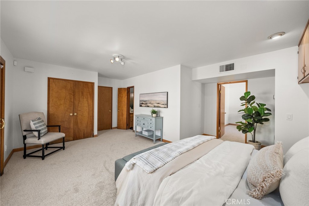 2365 N San Antonio Avenue