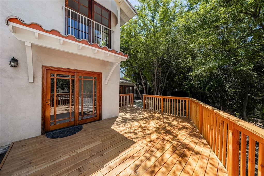 2365 N San Antonio Avenue