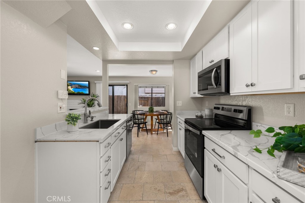 9313 Silverleaf Way