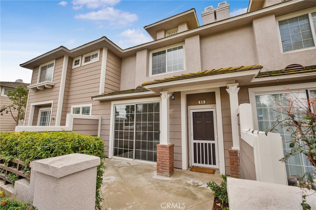 6470 Dickens Street 84