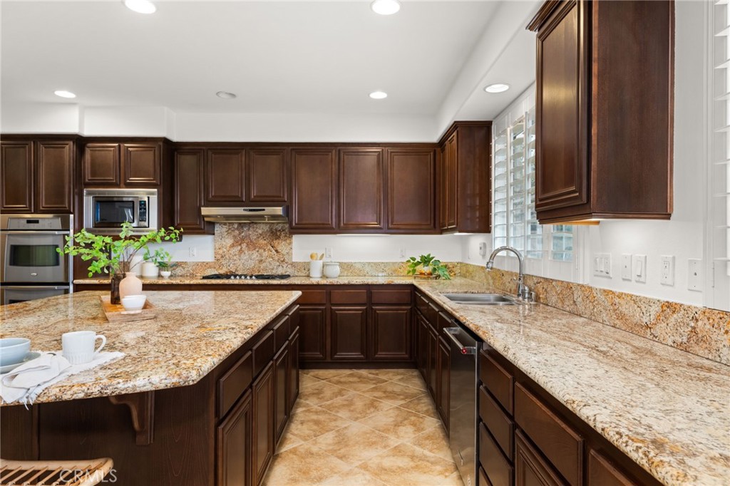 5237 Flora Court