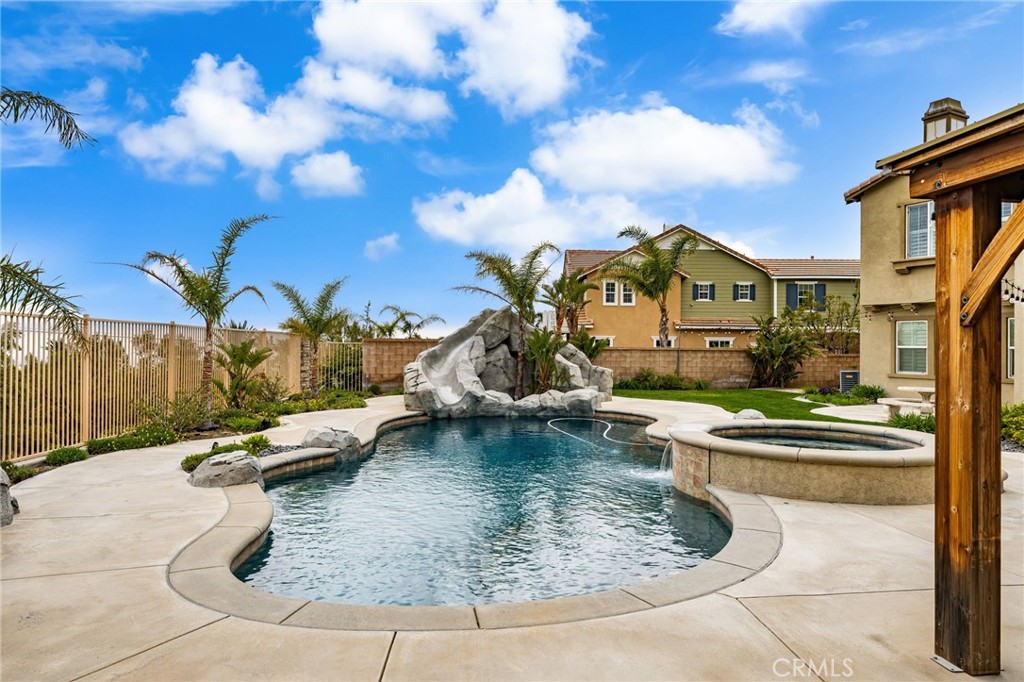 5237 Flora Court
