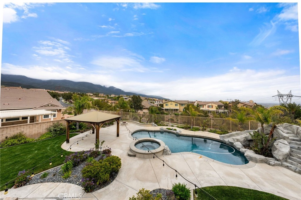 5237 Flora Court