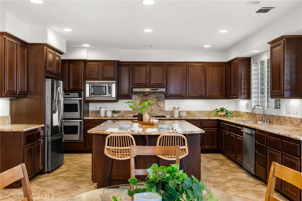 5237 Flora Court