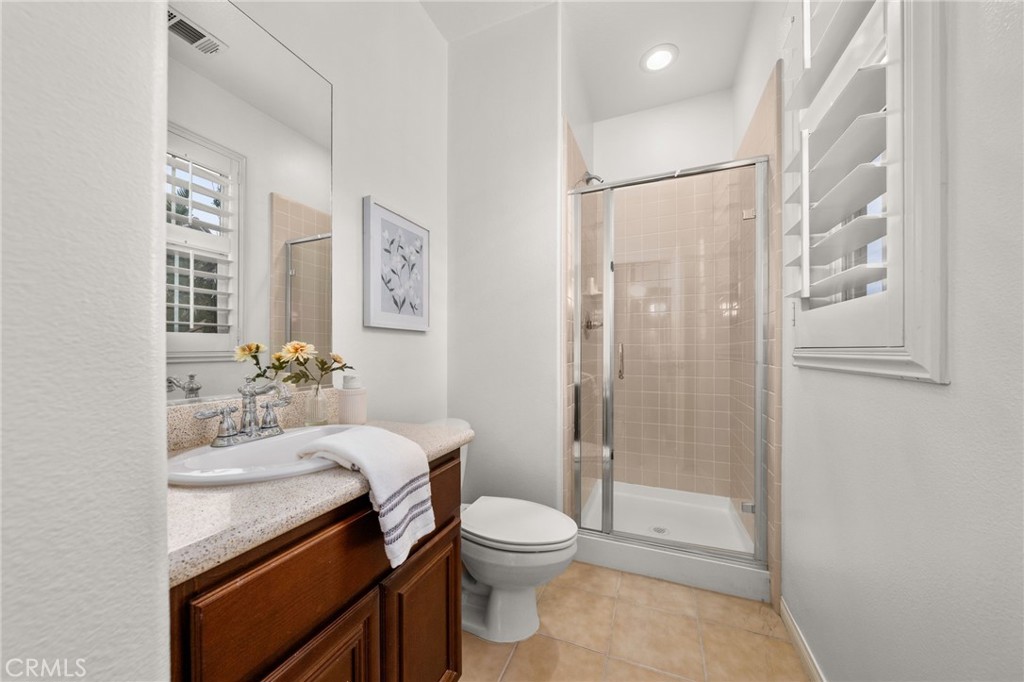 5237 Flora Court