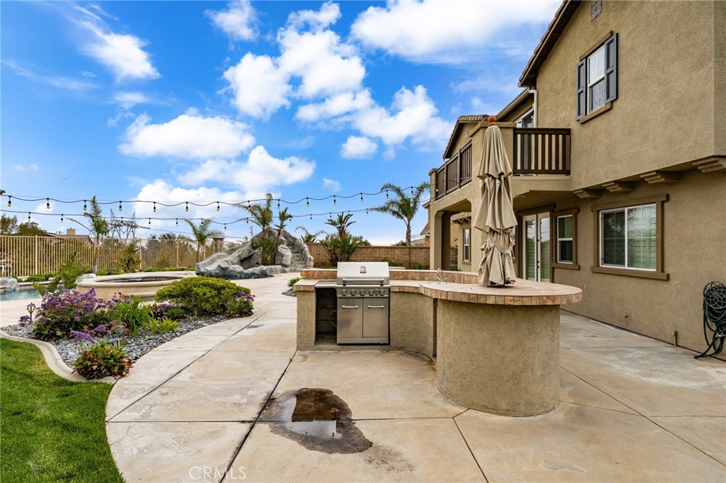 5237 Flora Court