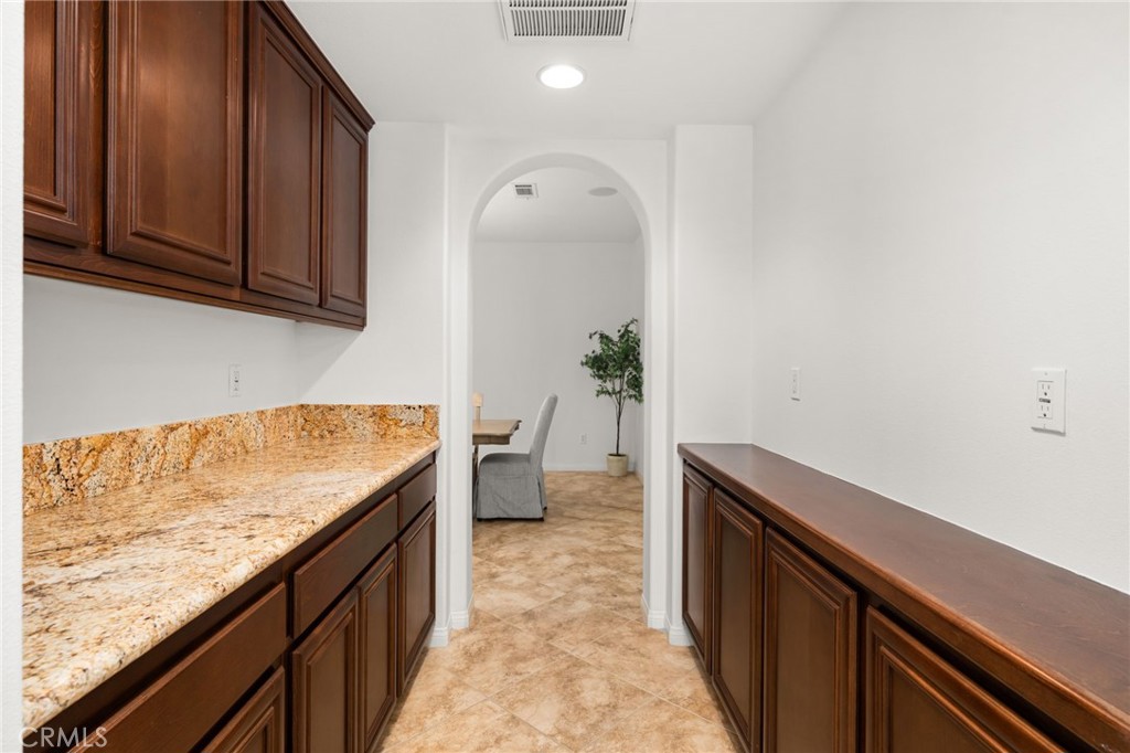 5237 Flora Court