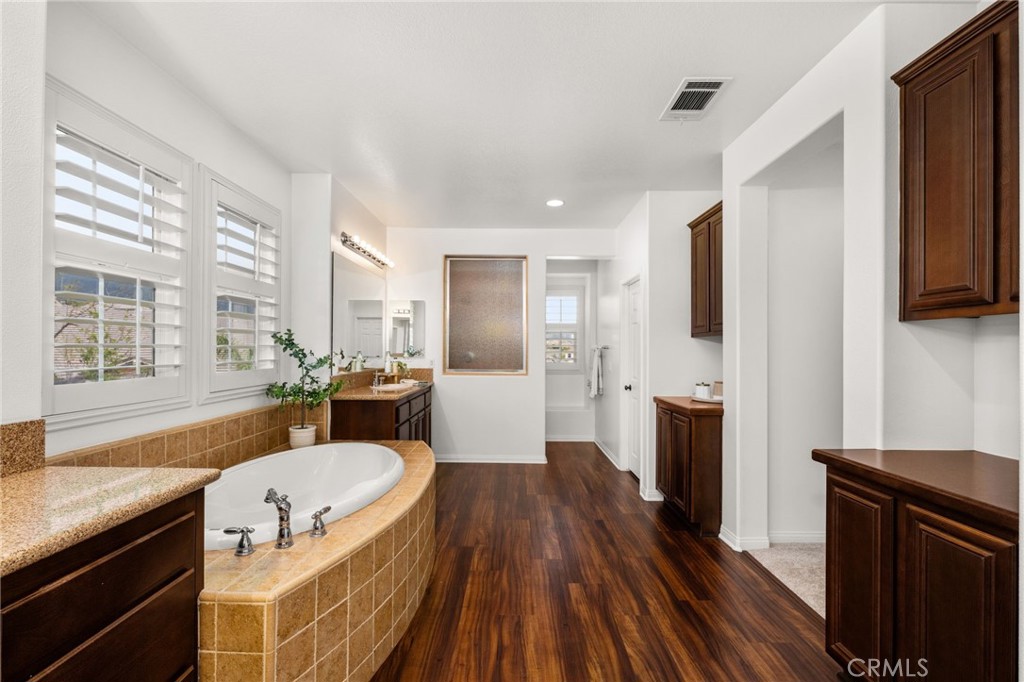 5237 Flora Court