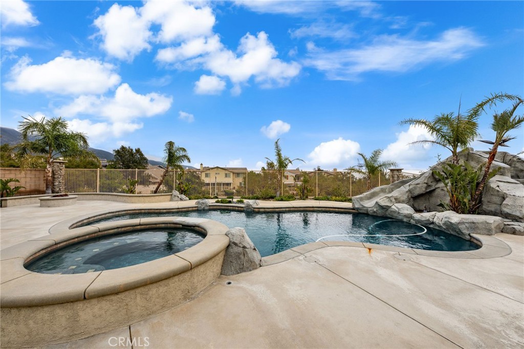 5237 Flora Court
