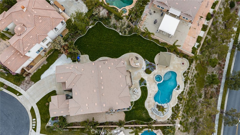 5237 Flora Court