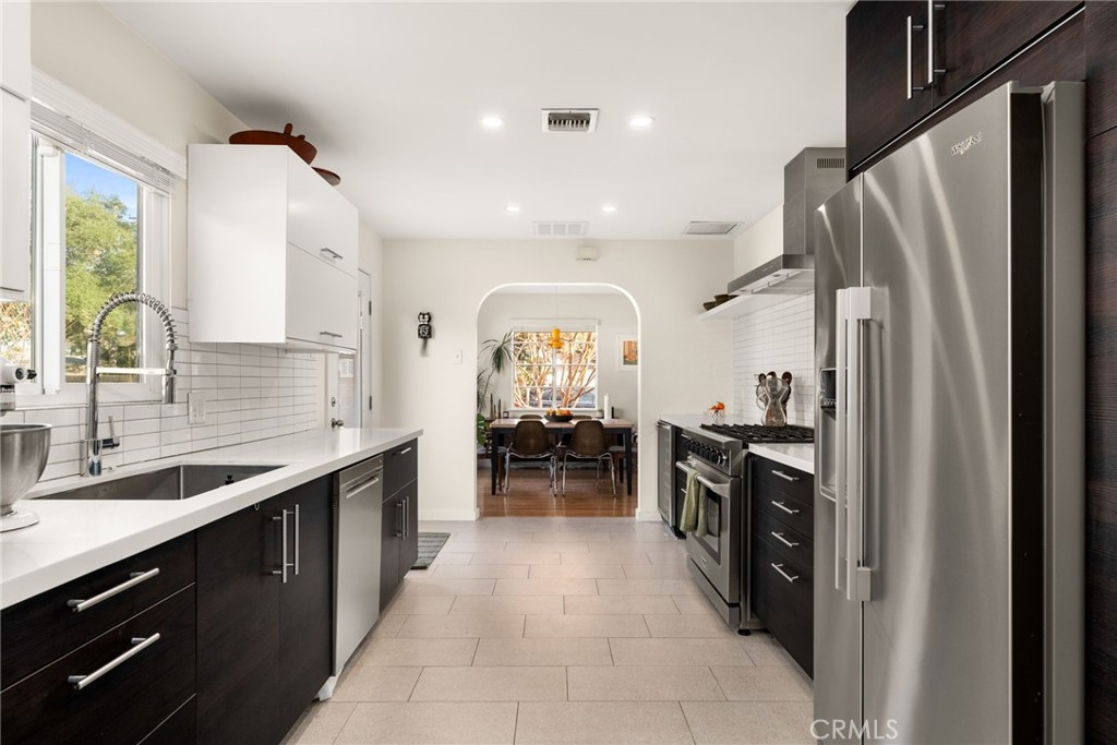 1589 Hacienda Place