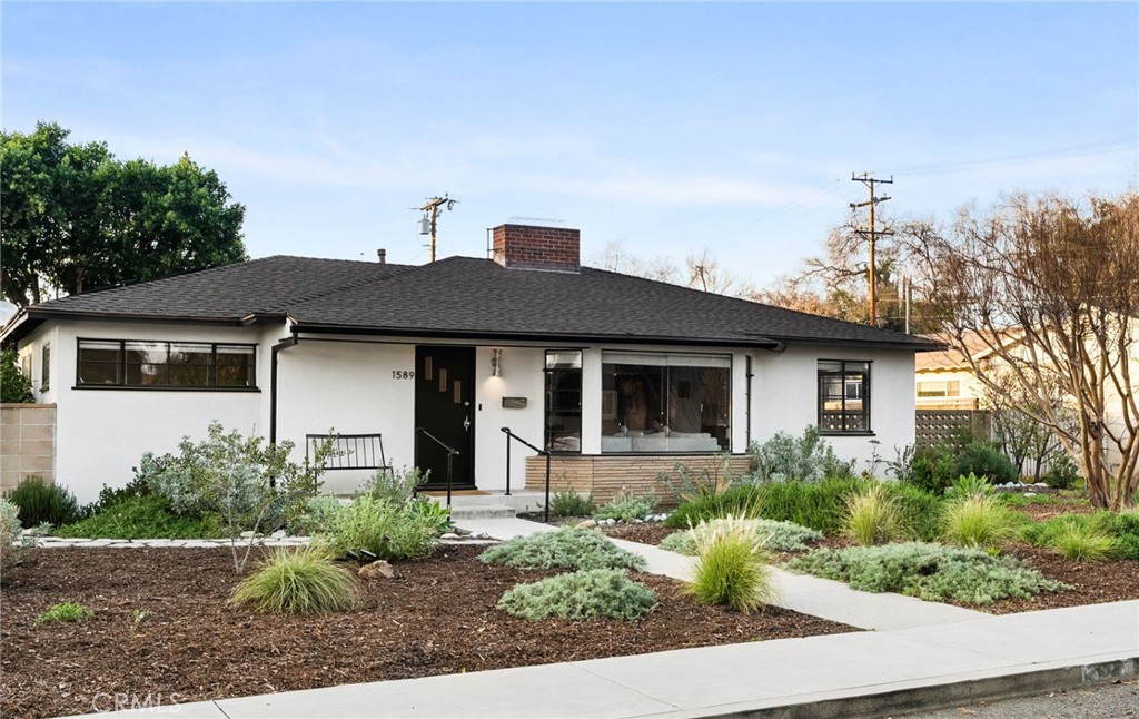 1589 Hacienda Place